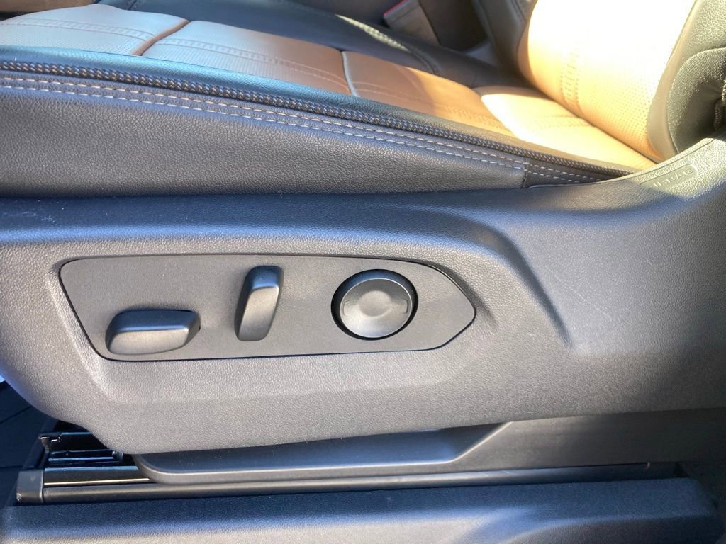 New 2025 Chevrolet Silverado 1500 High Country w/ High Country Premium Package image 11