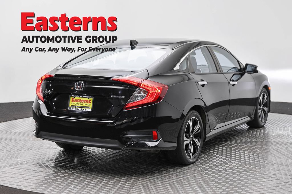 Used 2017 Honda Civic Touring image 5