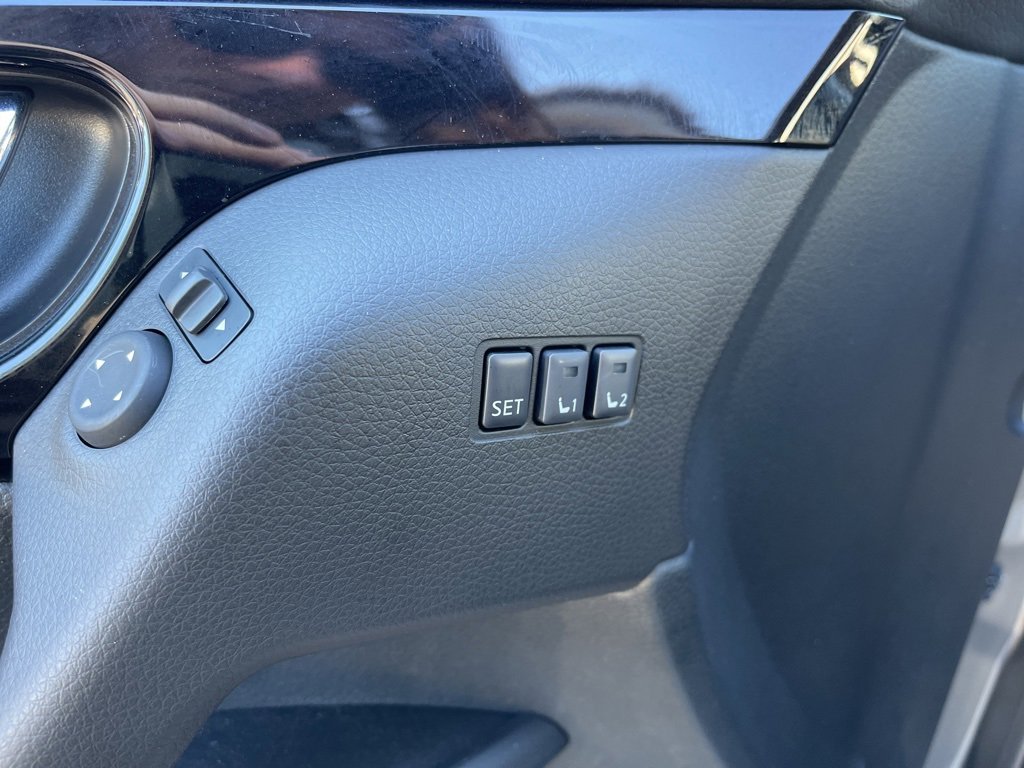 Used 2022 Nissan Rogue Sport SV w/ Technology Package image 19