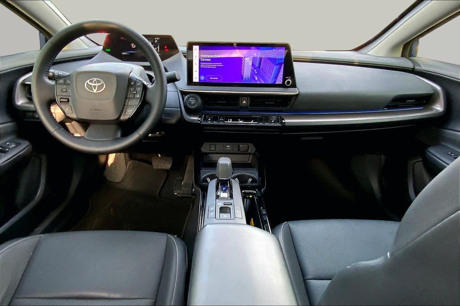 Used 2024 Toyota Prius XLE AWD/4WD image 16
