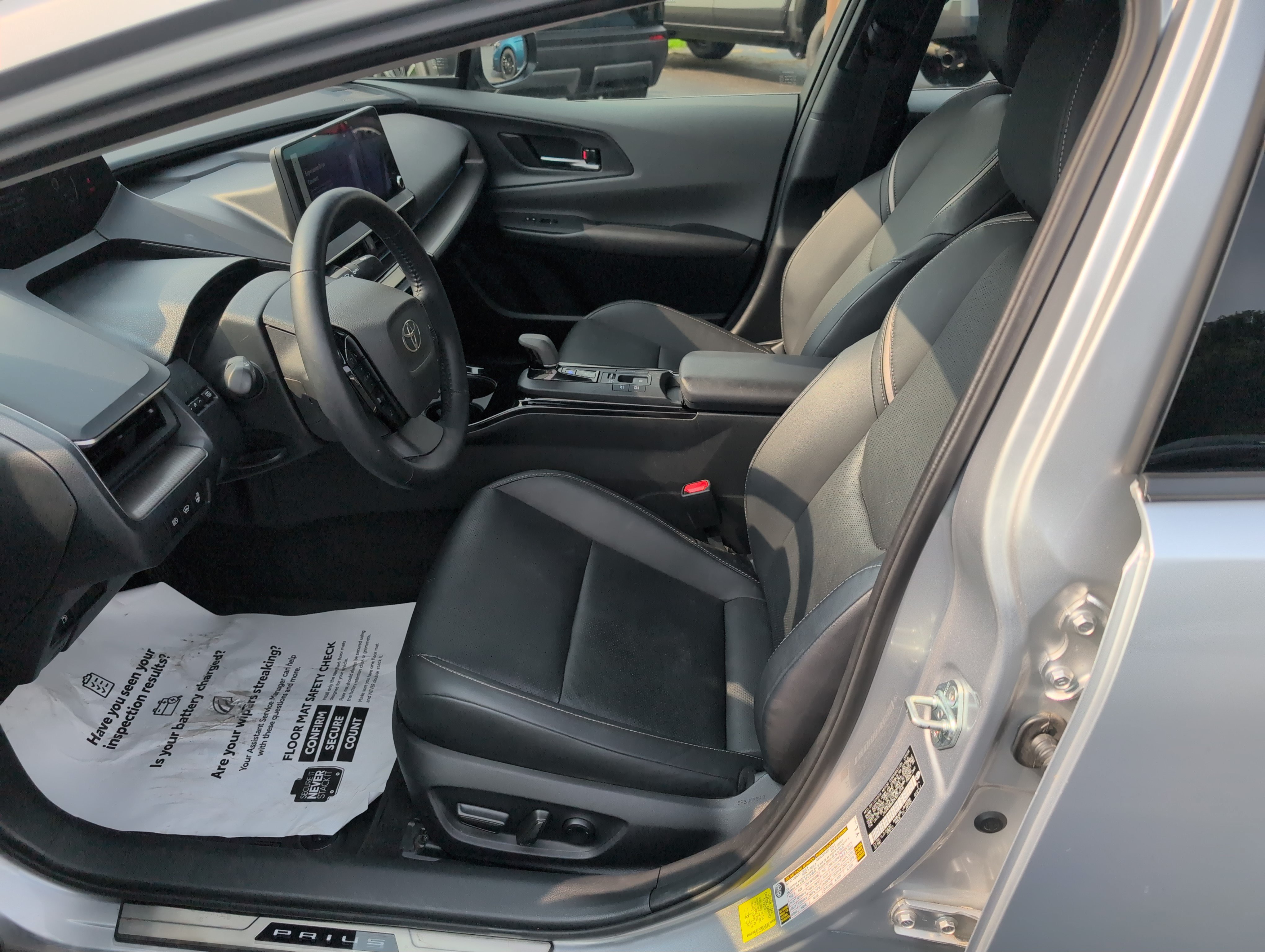 Certified 2024 Toyota Prius XLE AWD/4WD image 13