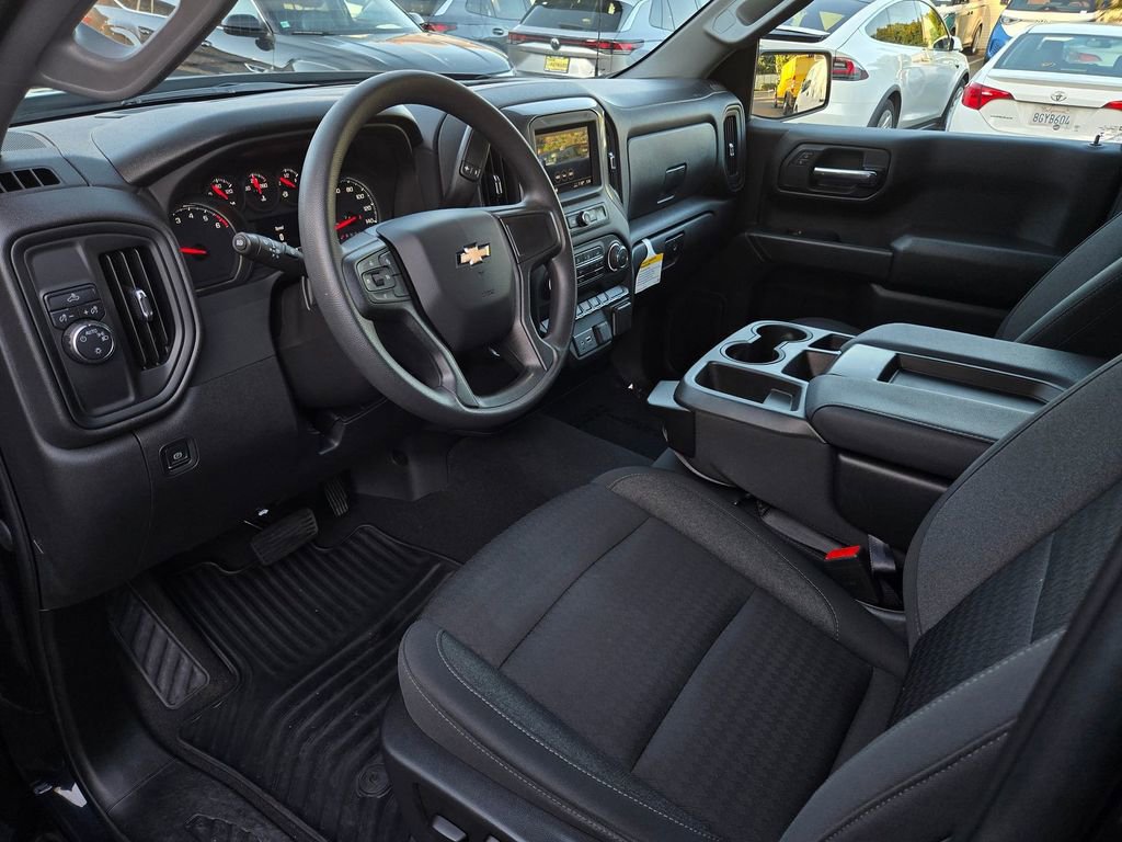 Used 2023 Chevrolet Silverado 1500 Custom image 9