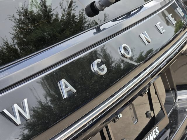 Certified 2024 Jeep Wagoneer L Series II RWD image 12