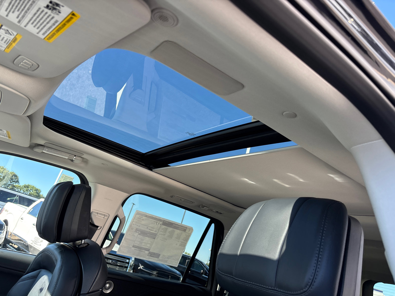 New 2025 Lincoln Navigator L Reserve image 26