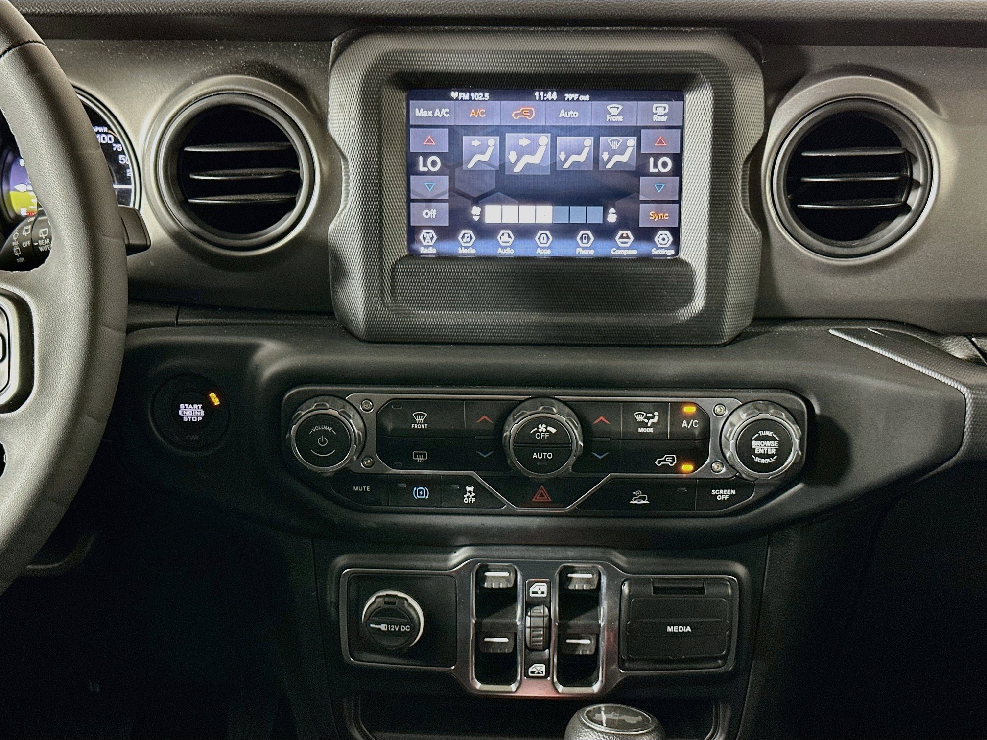 Used 2023 Jeep Wrangler Unlimited AWD/4WD image 22