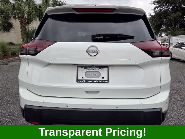 Used 2024 Nissan Rogue S FWD image 4