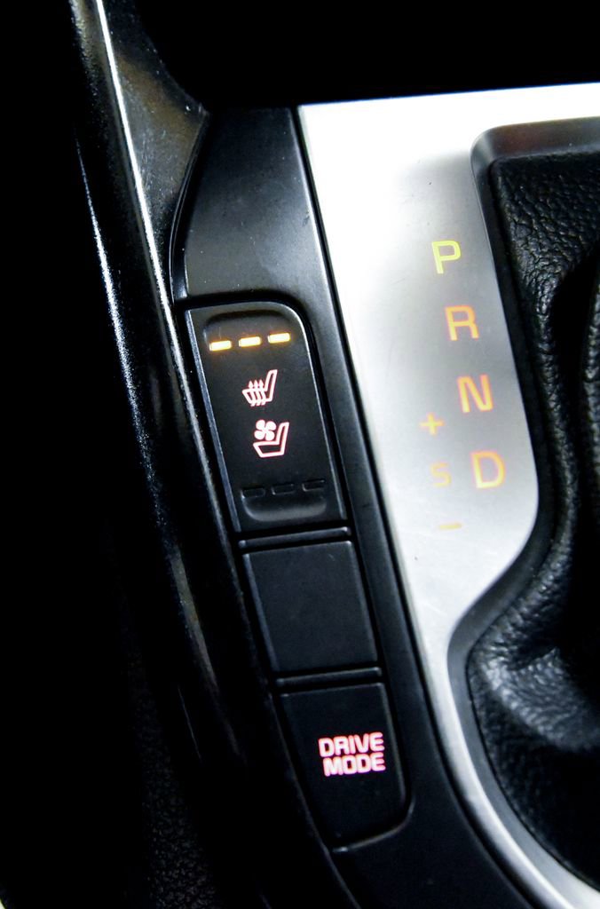 Used 2024 Kia Forte GT-Line w/ GT-Line Premium Package image 21