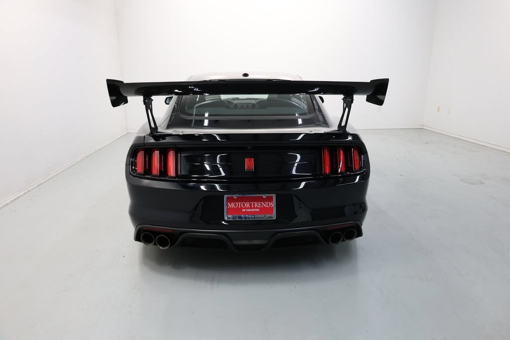 Used 2019 Ford Mustang Shelby GT350R w/ GT350R Equipment Group 920A RWD image 71
