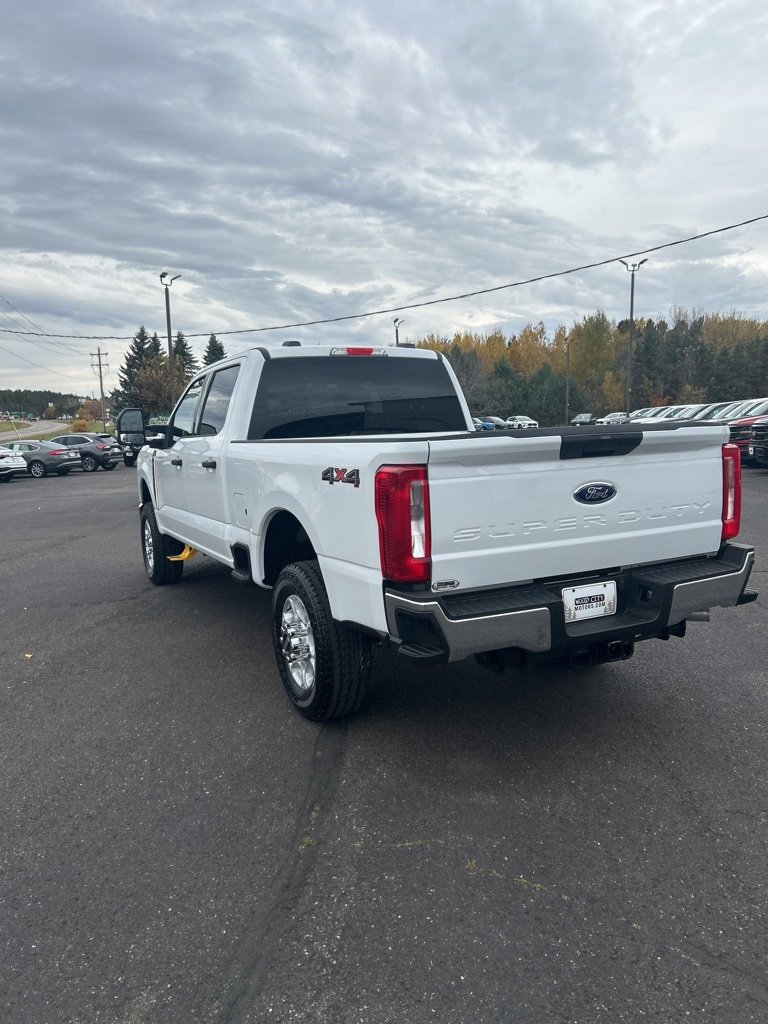 New 2026 Ford F350 XLT image 3
