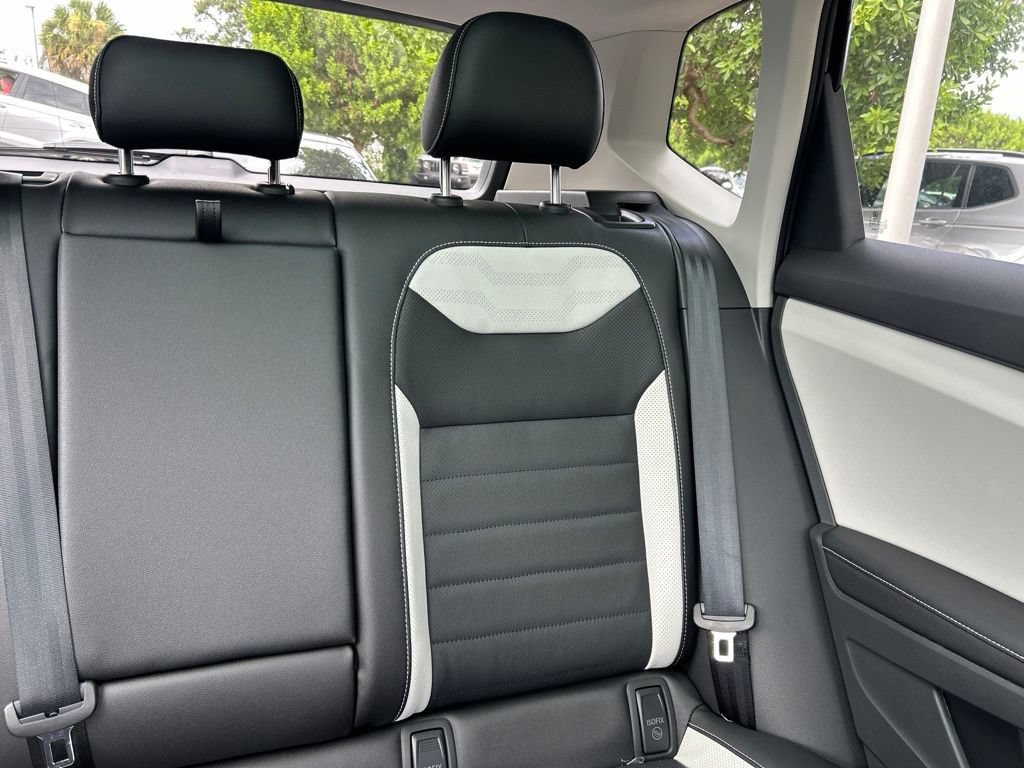 New 2026 Volkswagen Taos SEL AWD/4WD image 14