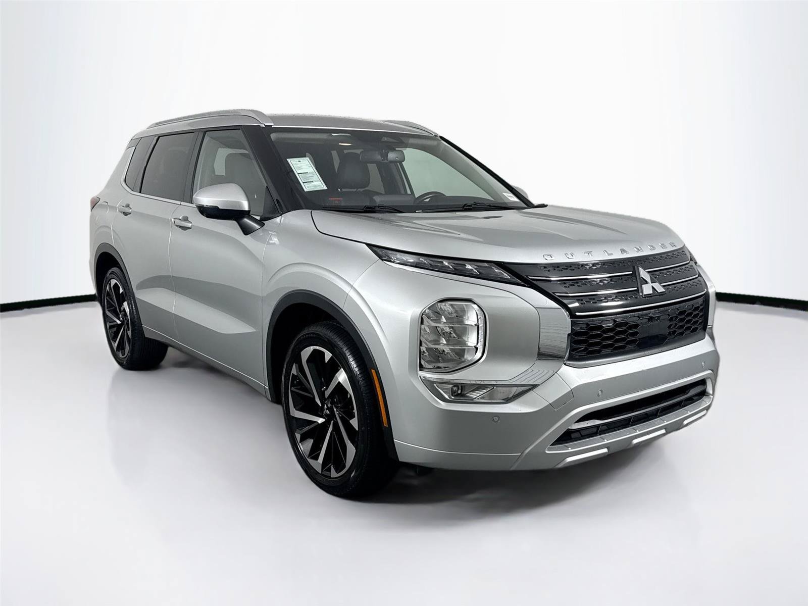 Used 2024 Mitsubishi Outlander SEL FWD image 10