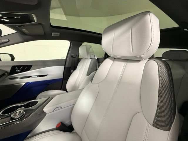 New 2026 Cadillac Optiq Sport 1 w/ LPO, ONYX Package AWD/4WD image 5