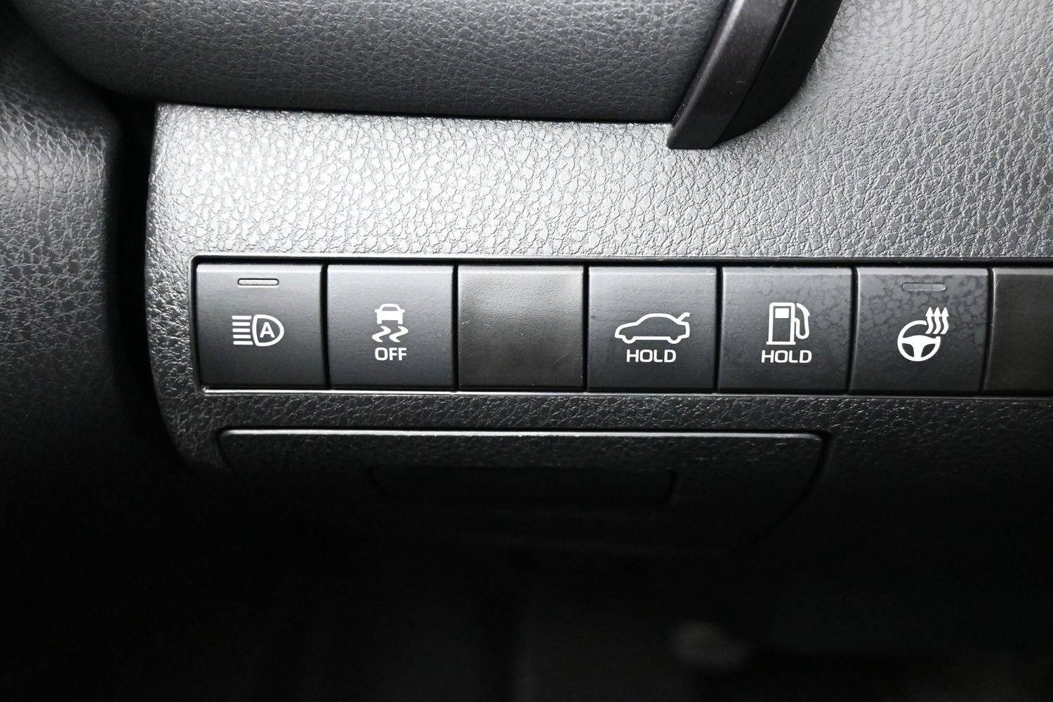 Used 2023 Toyota Camry LE w/ Cold Weather Package FWD image 18