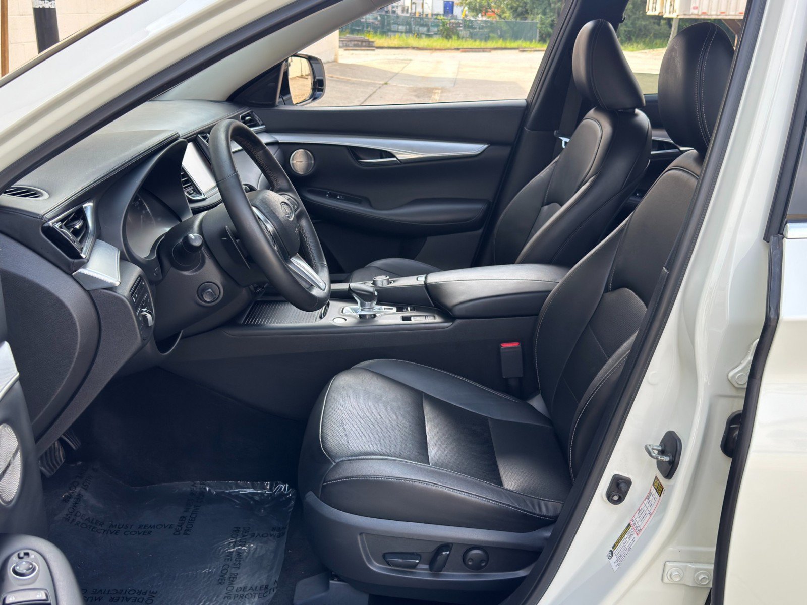 Used 2019 INFINITI QX50 Essential w/ Premium Heat Package FWD image 16