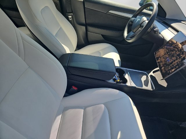 Used 2022 Tesla Model 3 Long Range AWD/4WD image 10