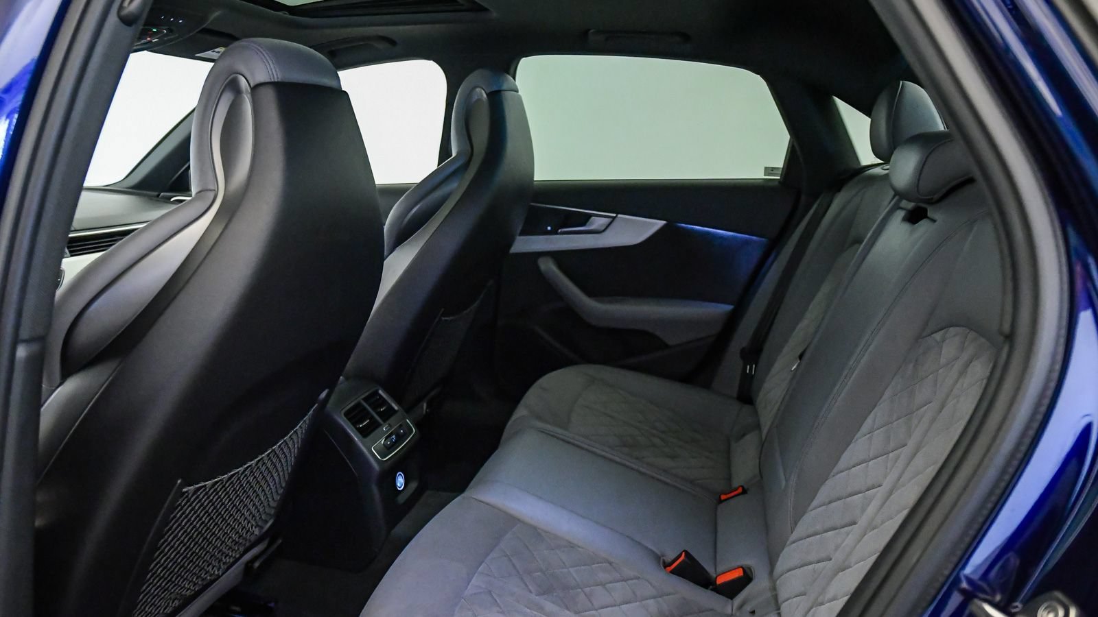 Used 2019 Audi S4 Premium w/ Convenience Package AWD/4WD image 19