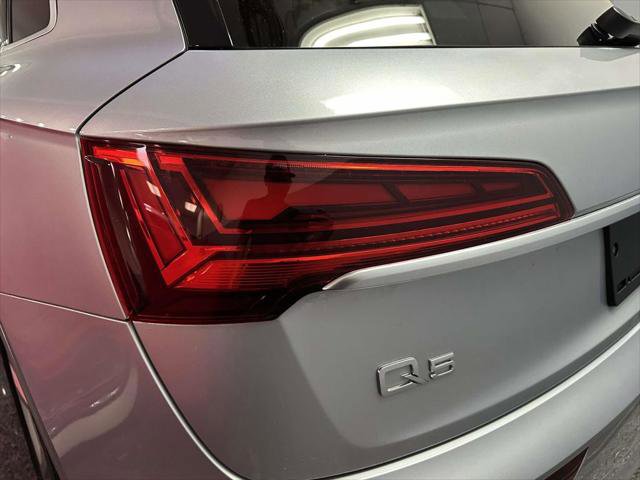 Used 2023 Audi Q5 2.0T Premium Plus w/ Premium Plus Package AWD/4WD image 9