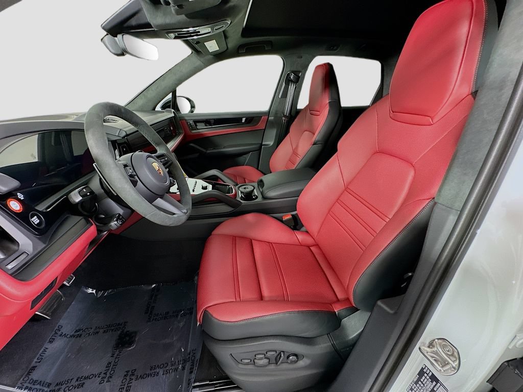 New 2026 Porsche Cayenne GTS AWD/4WD image 5