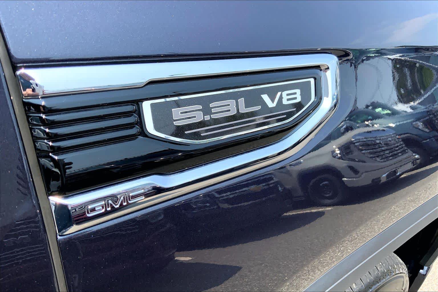 Used 2024 GMC Sierra 1500 Denali w/ Denali Reserve Package AWD/4WD image 9