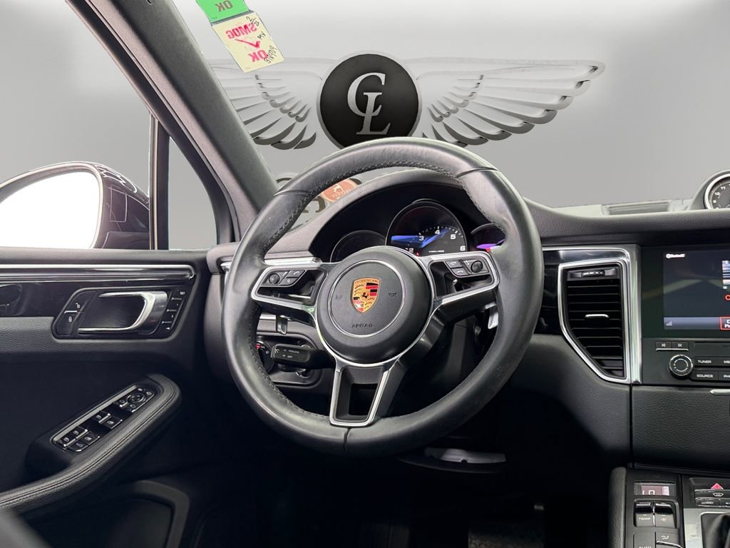 Used 2018 Porsche Macan AWD/4WD image 12