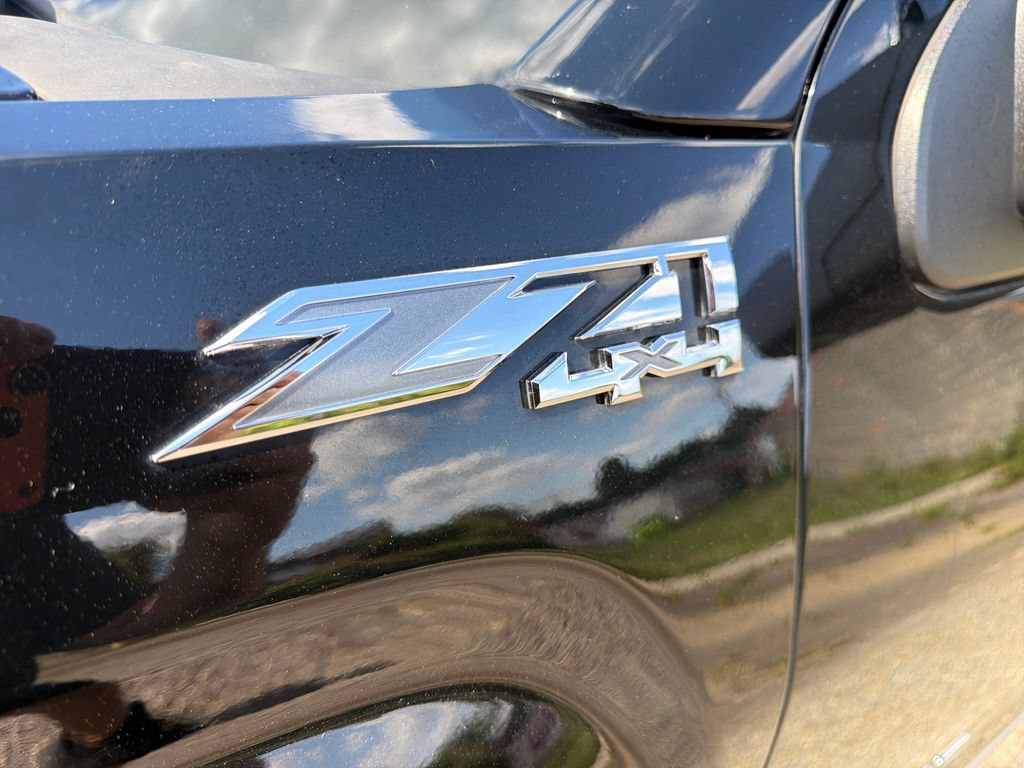 Used 2018 GMC Sierra 1500 SLT AWD/4WD image 12