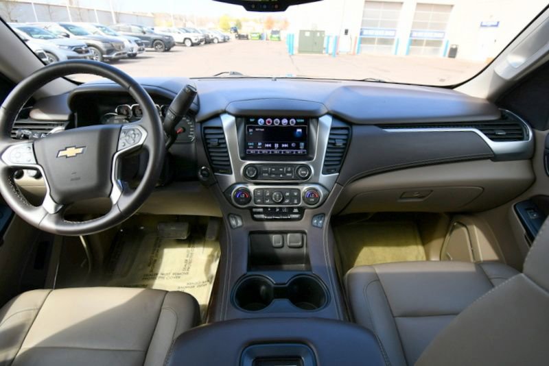 Used 2016 Chevrolet Tahoe LT AWD/4WD image 3