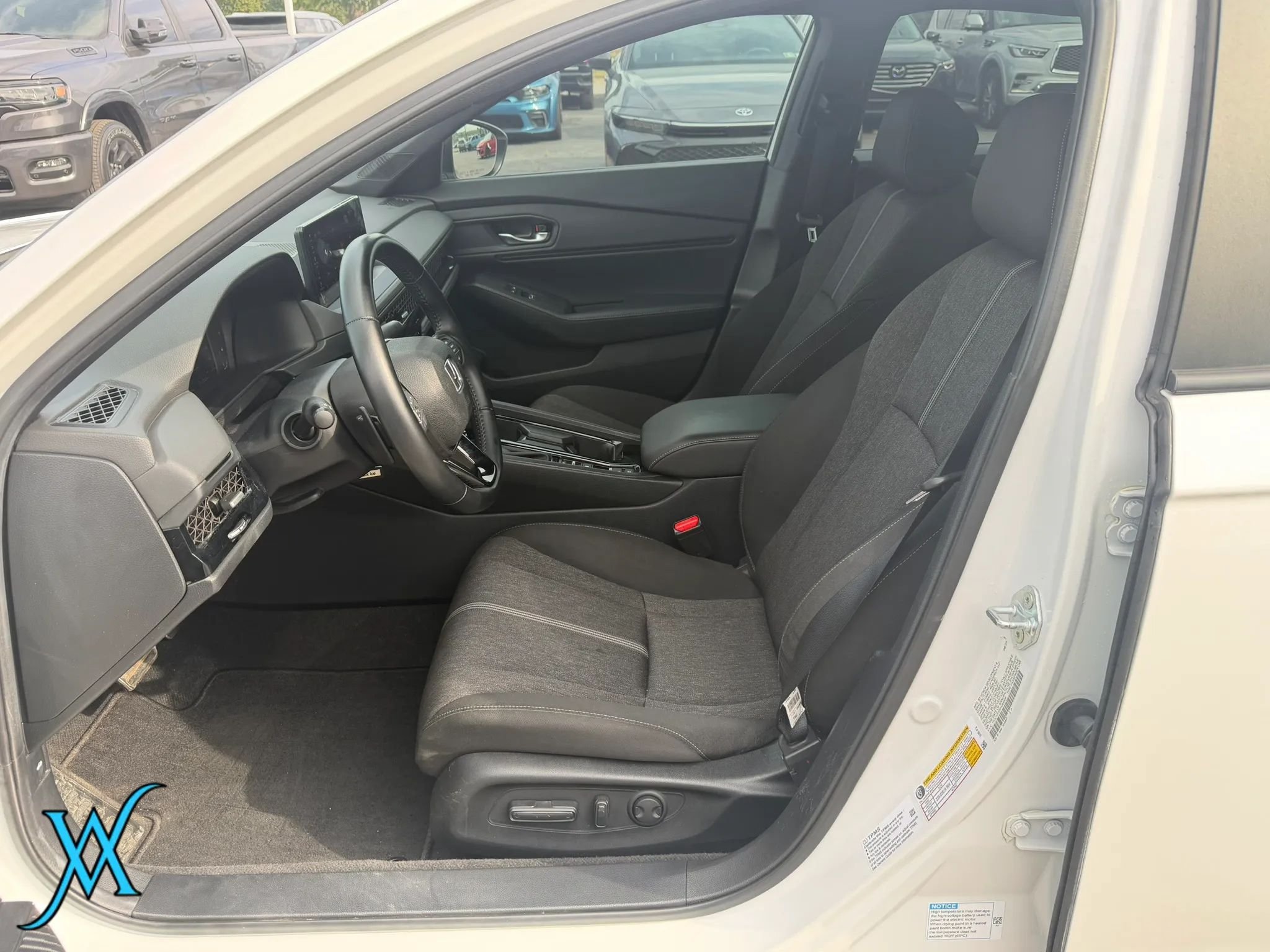 Used 2023 Honda Accord Sport image 12