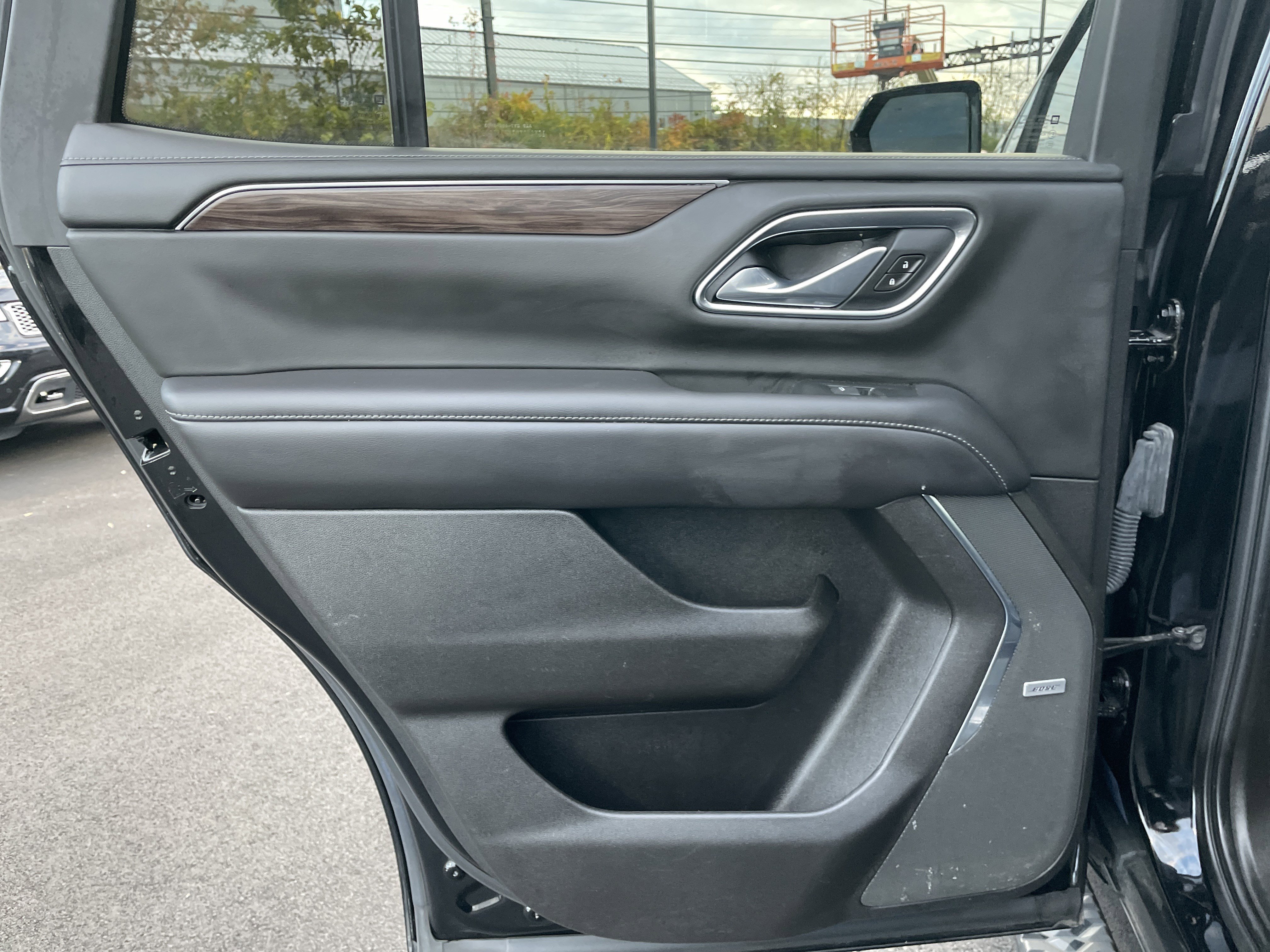 Used 2021 Chevrolet Tahoe Z71 w/ Luxury Package image 30