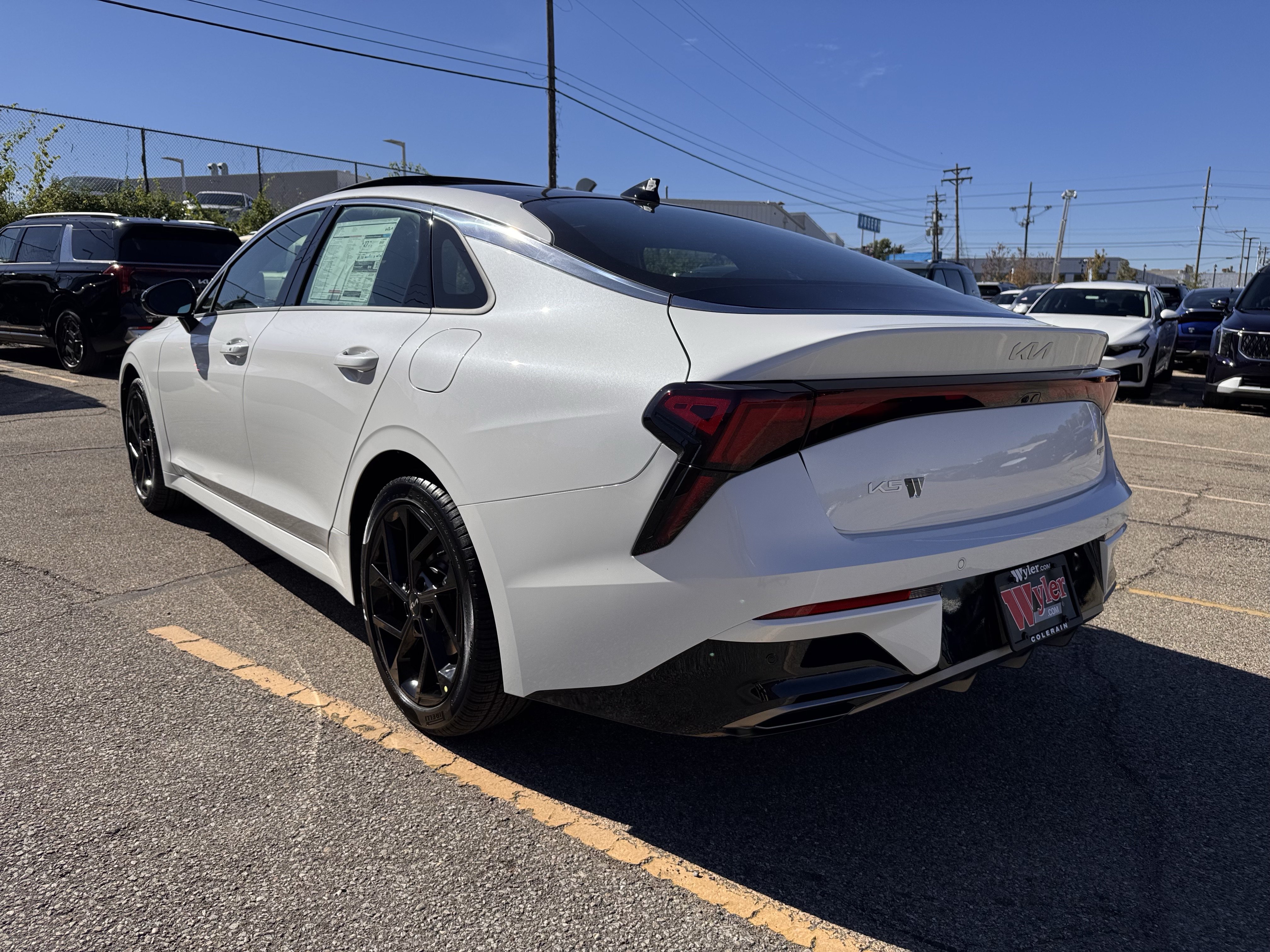 New 2027 Kia K5 GT-Line FWD image 4