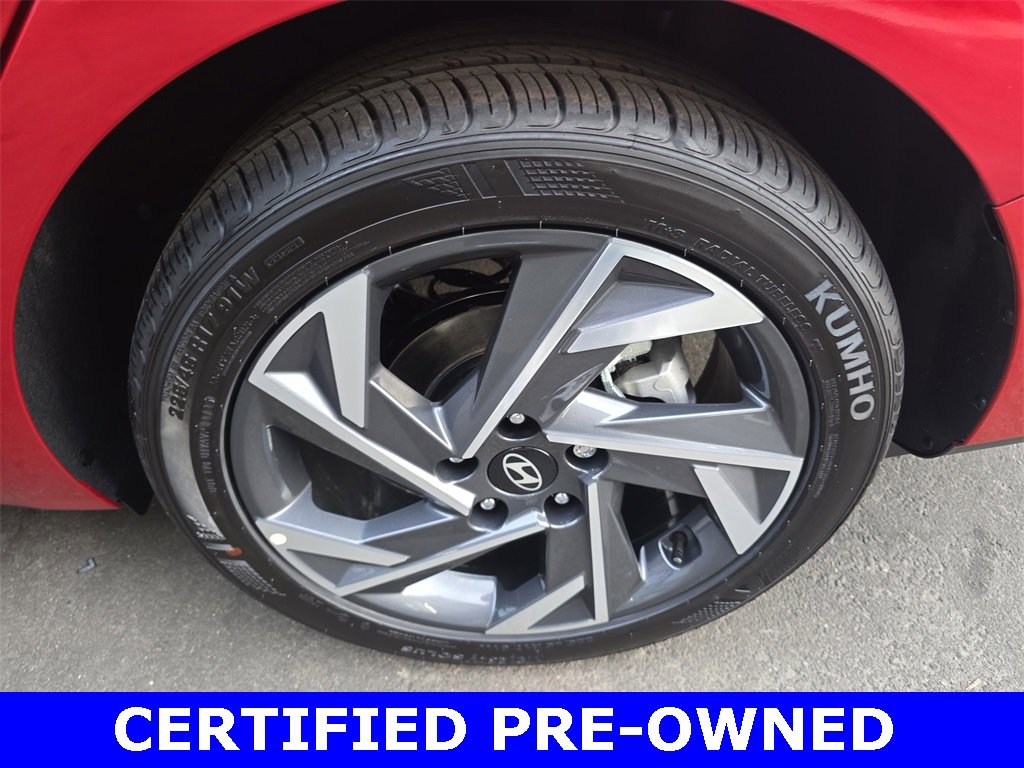 Used 2025 Hyundai Elantra Sport image 32