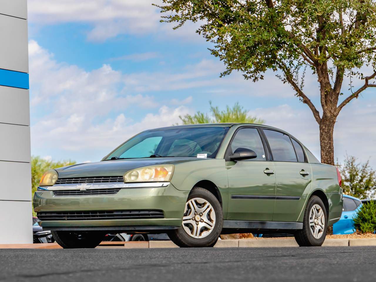 Used 2004 Chevrolet Malibu w/ Preferred Equipment Group FWD image 1