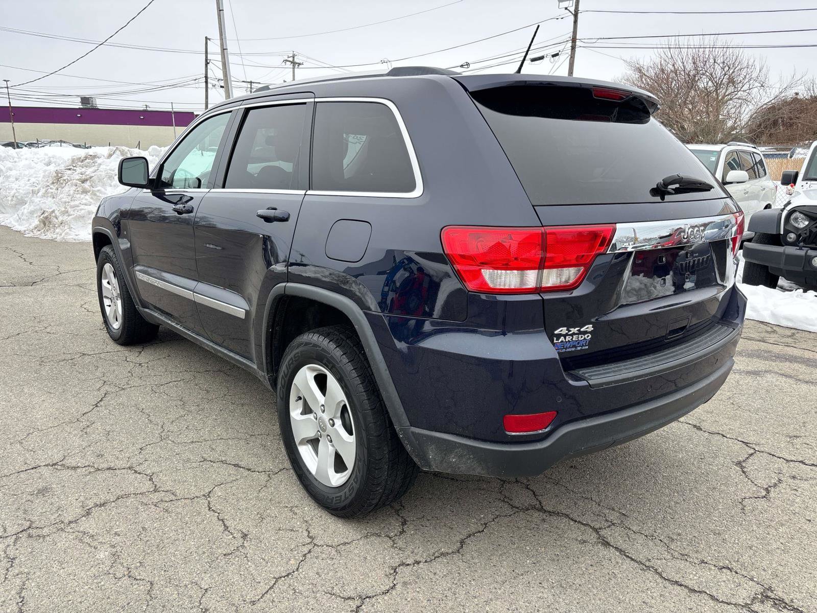 Used 2012 Jeep Grand Cherokee Laredo image 5