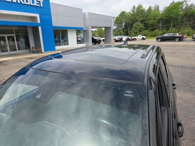 Used 2014 Jeep Grand Cherokee SRT8 w/ Luxury Group II AWD/4WD image 40
