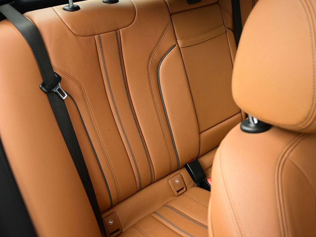 Used 2018 BMW 540i image 62