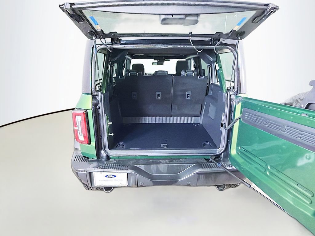 Used 2025 Ford Bronco Badlands image 15