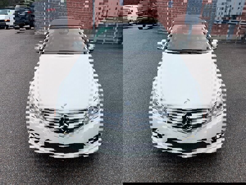 Used 2011 Mercedes-Benz E 550 Cabriolet image 8