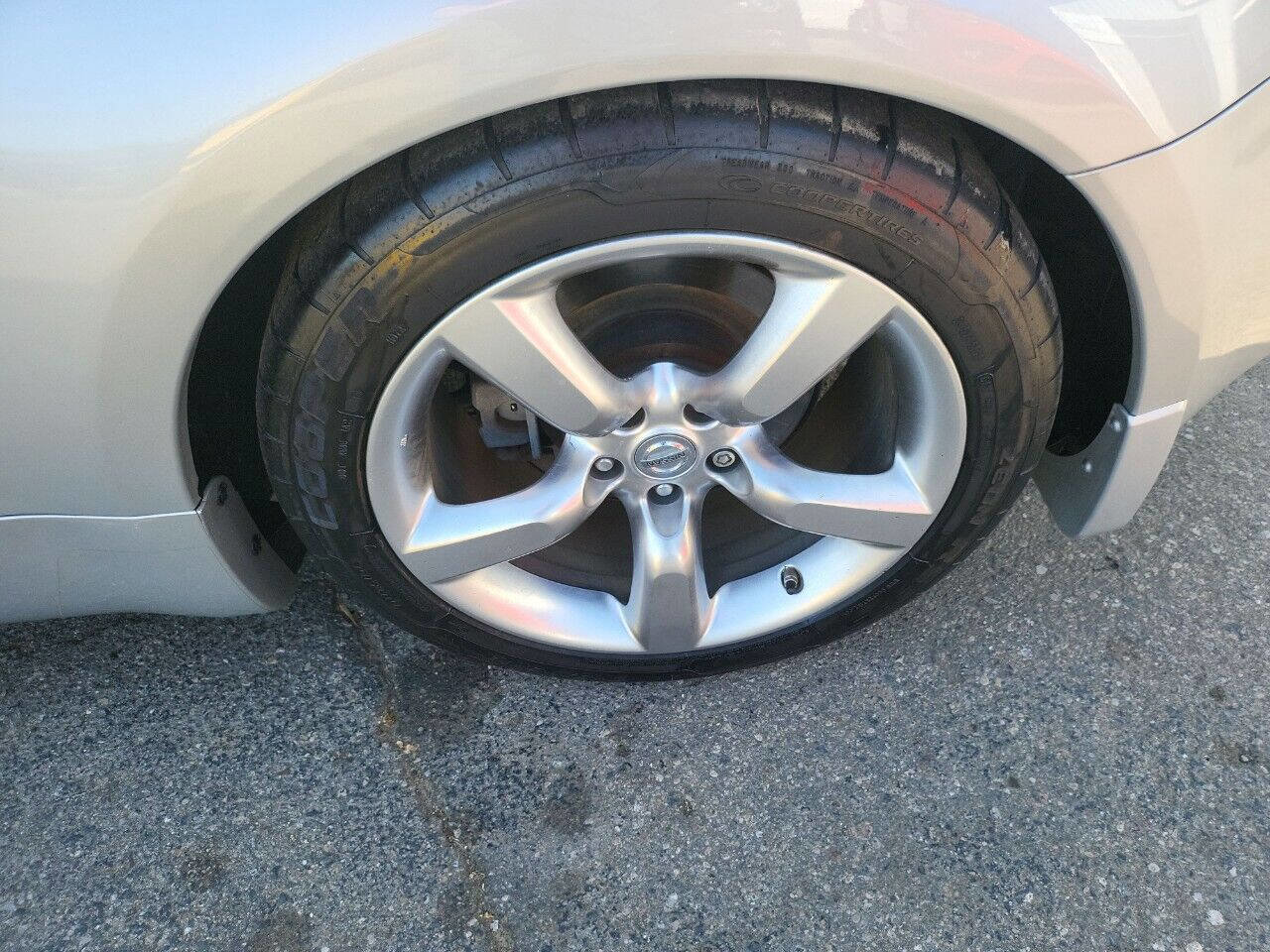 Used 2006 Nissan 350Z Enthusiast w/ (S02) Side Air Bags Pkg image 21