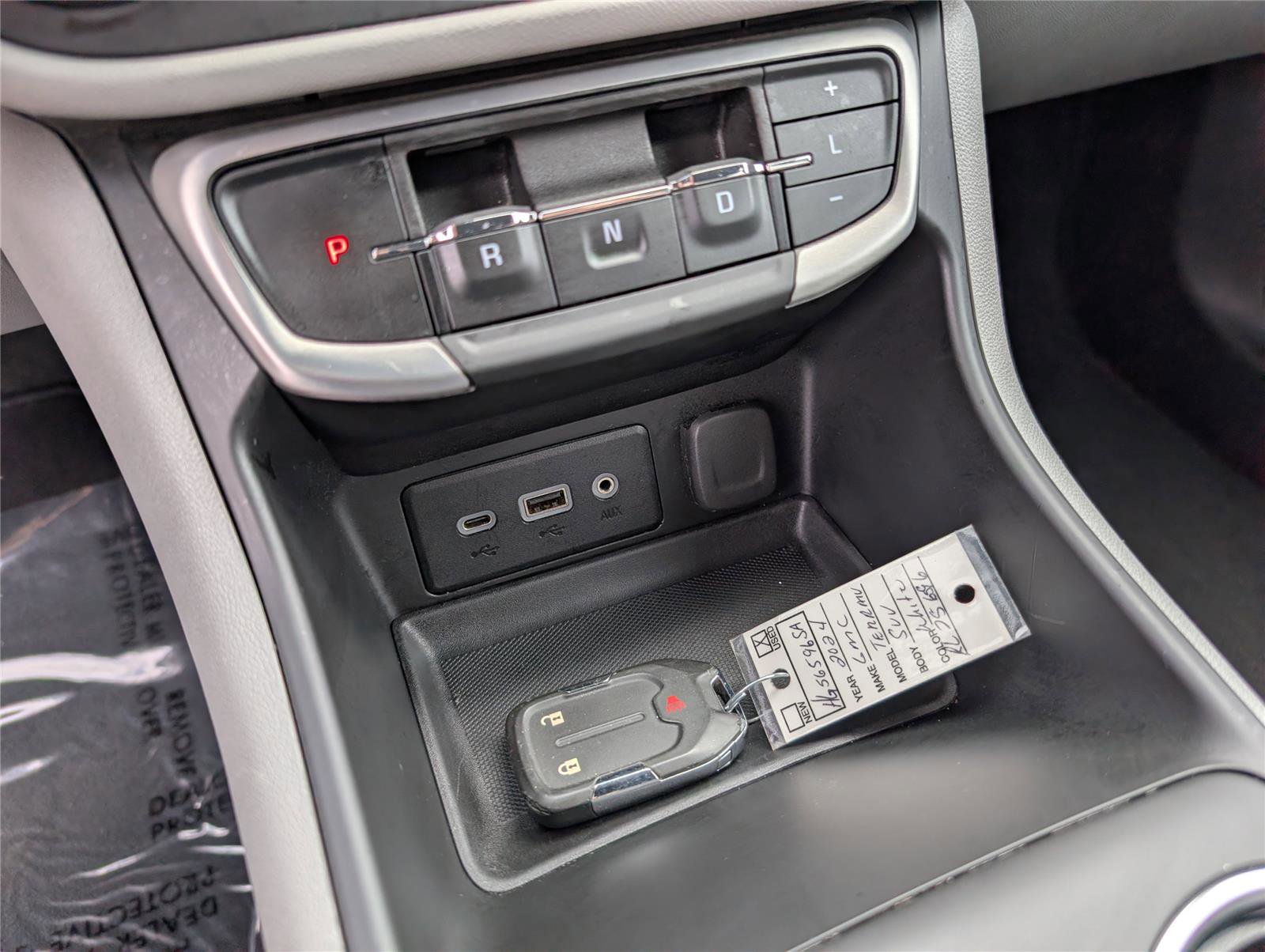 Used 2024 GMC Terrain SLE FWD image 19