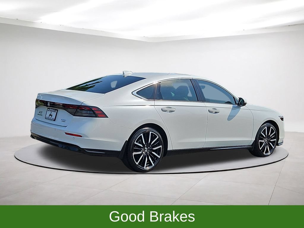 Used 2023 Honda Accord Touring image 7