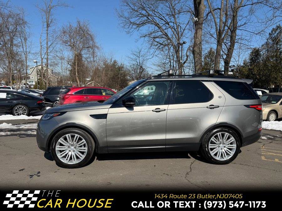 Used 2017 Land Rover Discovery First Edition image 11