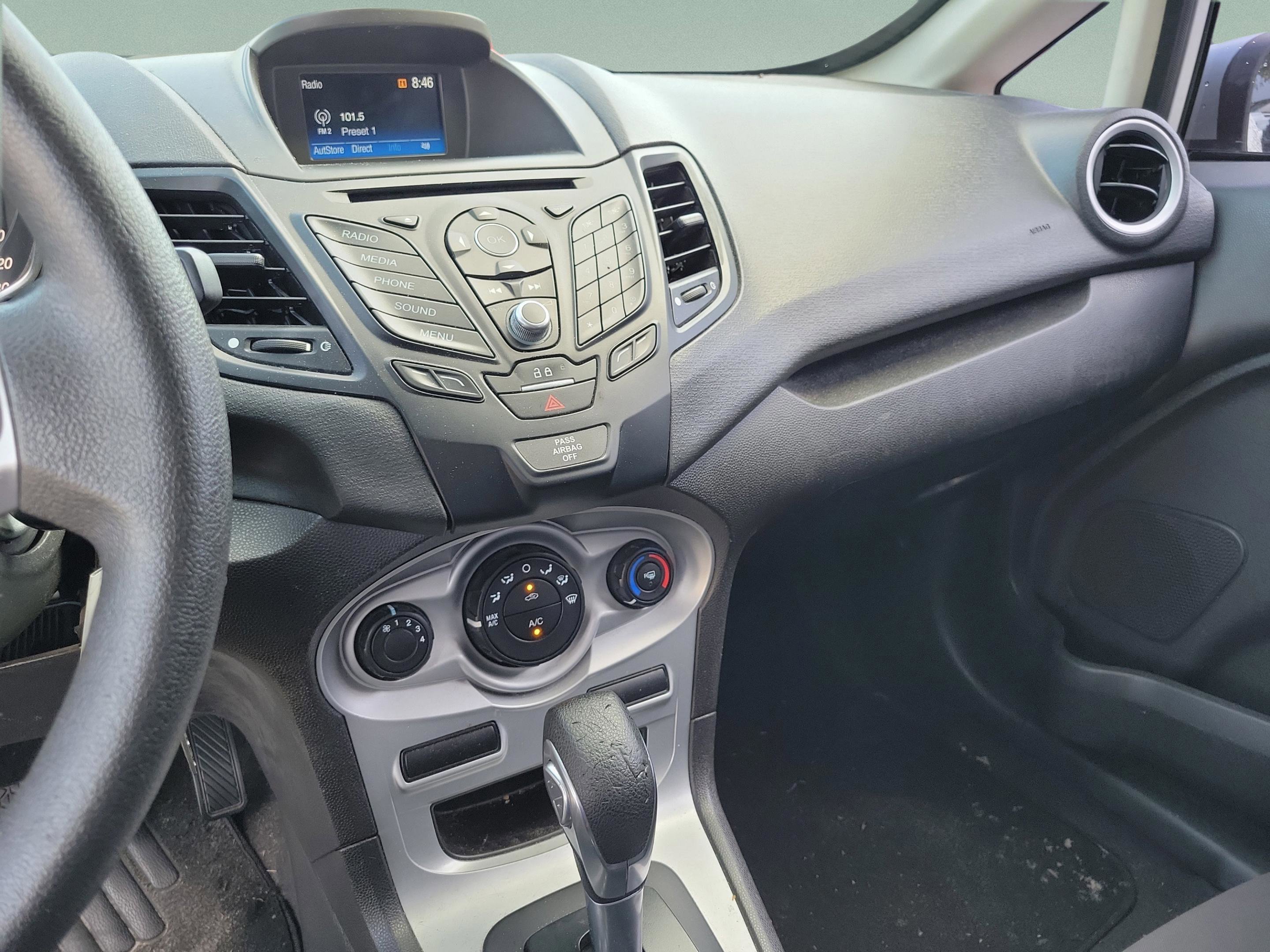 Used 2019 Ford Fiesta SE FWD image 22