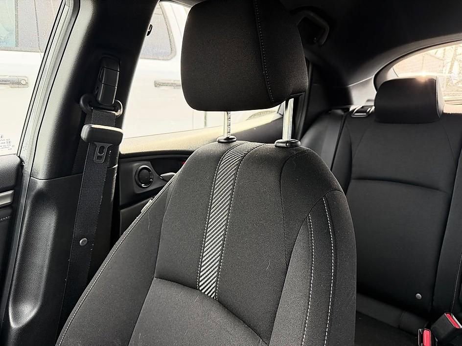 Used 2019 Honda Civic EX image 9