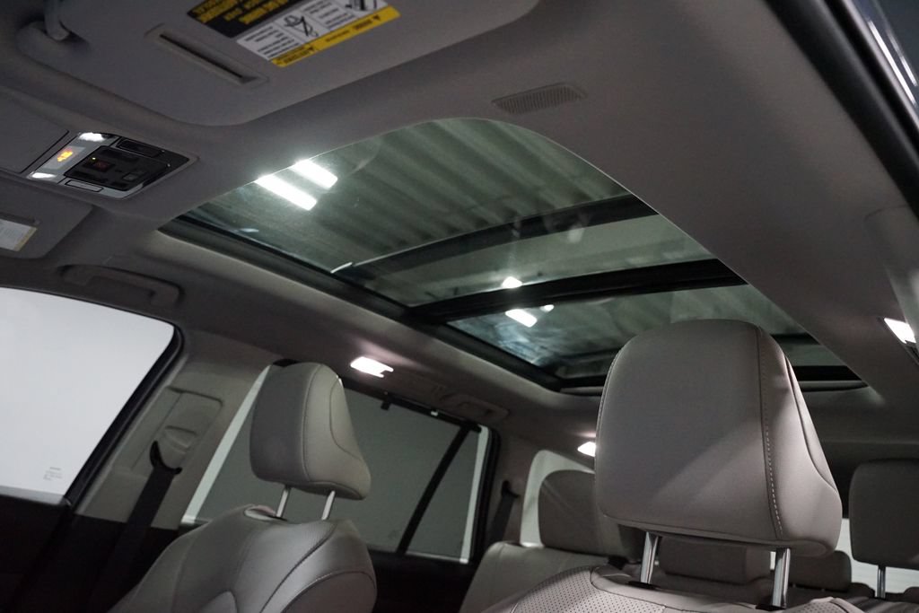 Certified 2025 Toyota Grand Highlander FWD image 36