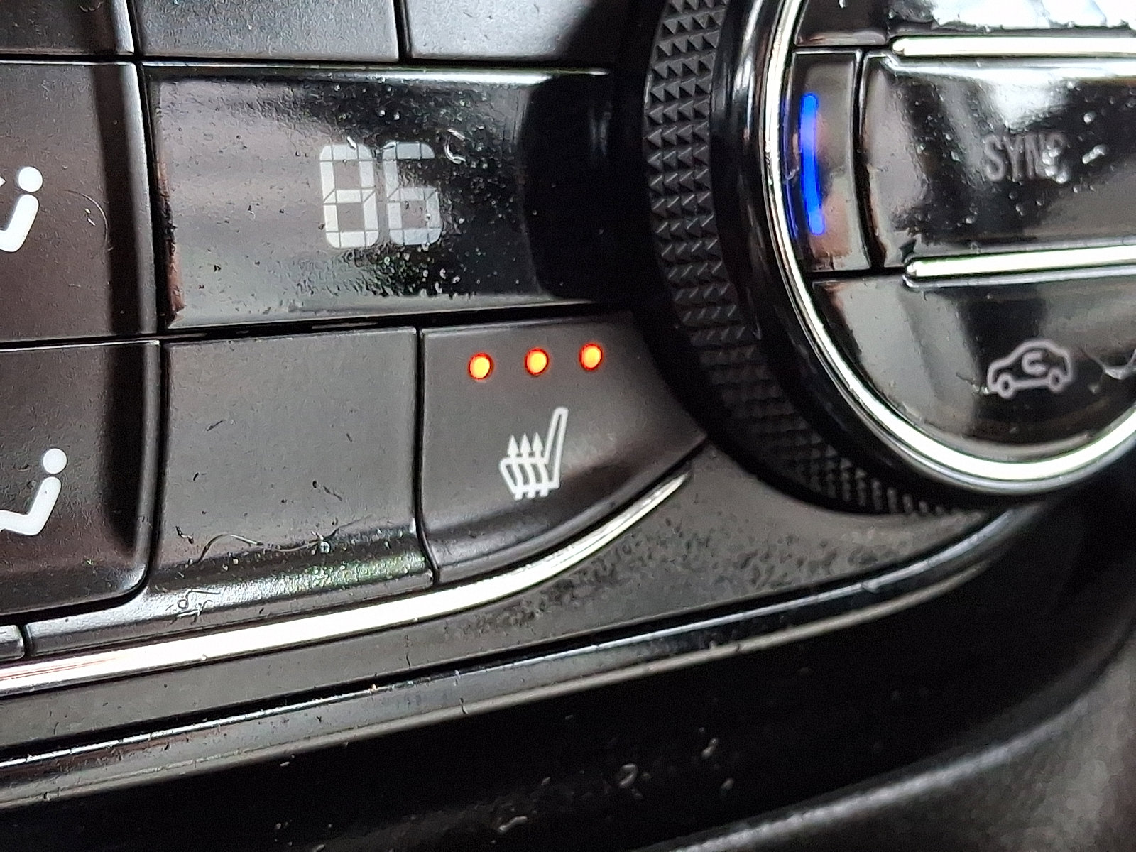 Certified 2023 Buick Encore GX Select image 22