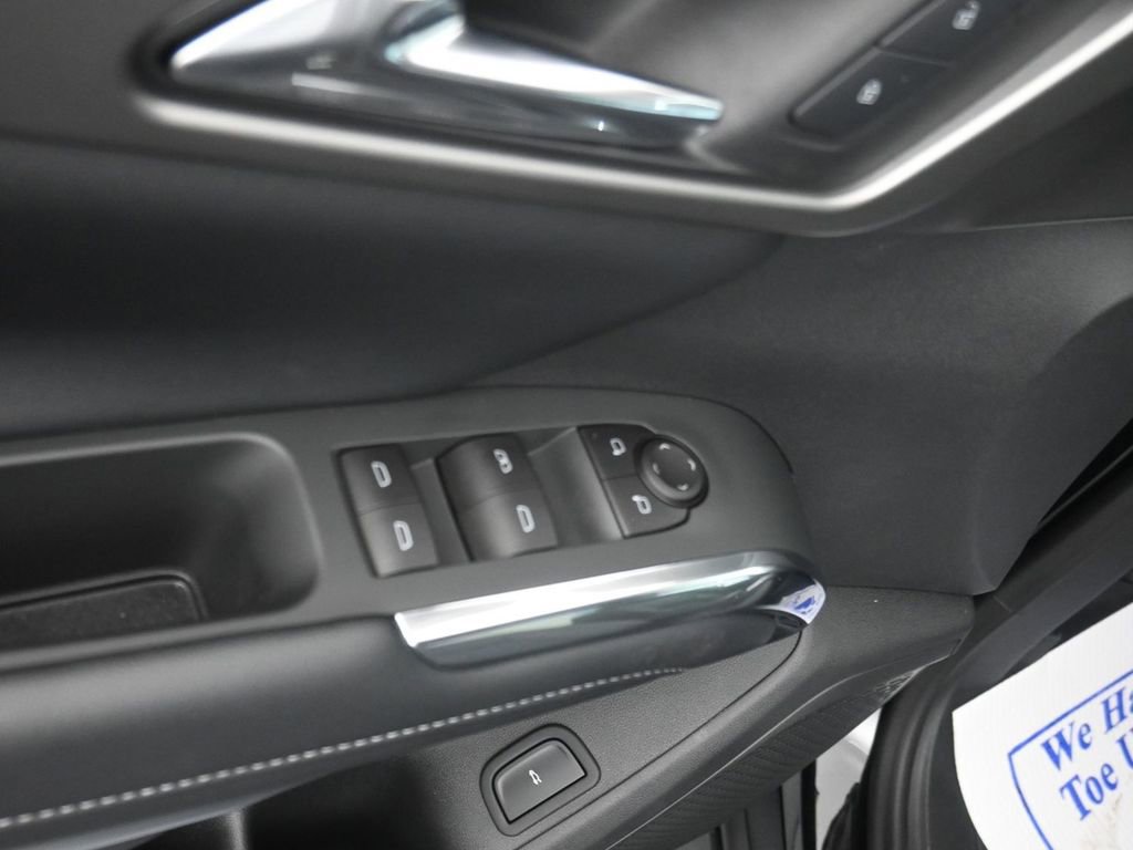 New 2026 Chevrolet Traverse LT w/ Driver Confidence Package image 13