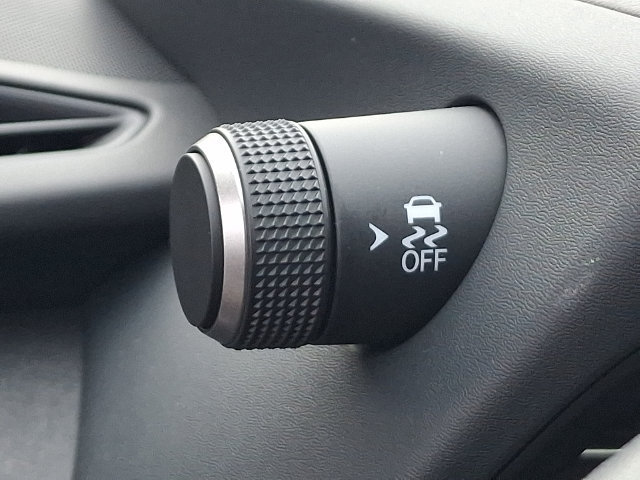 Used 2023 Lexus UX 250h AWD w/ Accessory Package (Z2) image 9