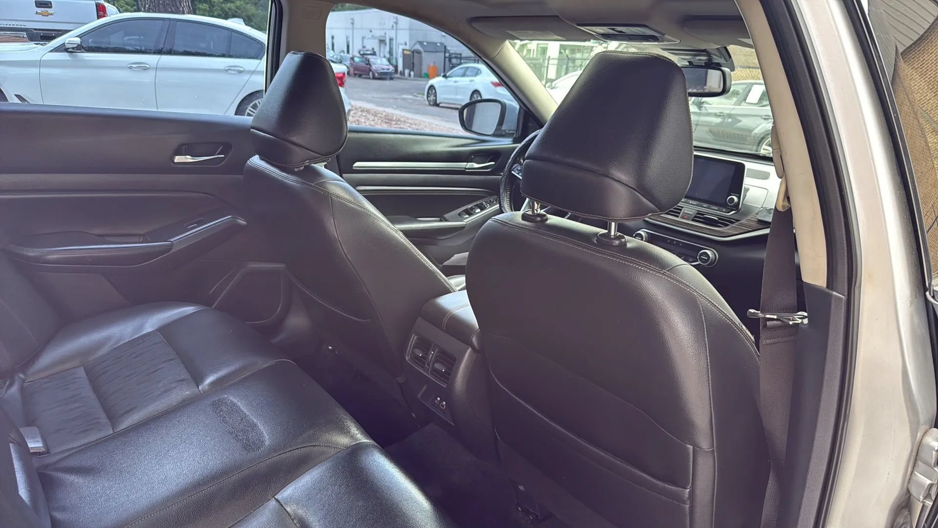 Used 2019 Nissan Altima 2.5 SL FWD image 19