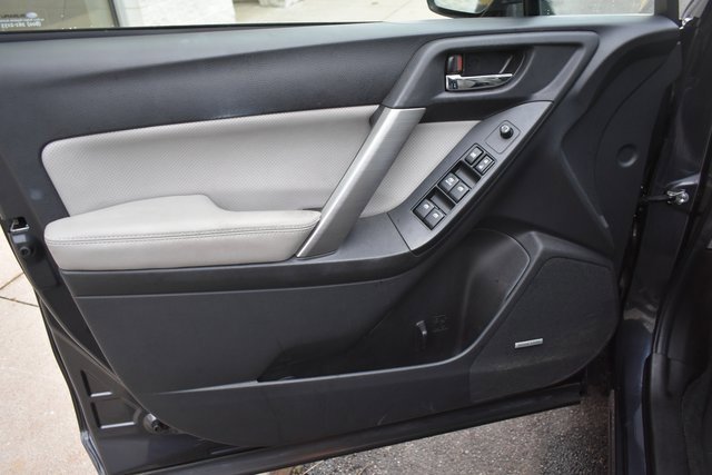 Used 2015 Subaru Forester 2.5i Touring w/ Eyesight & Navigation System image 14