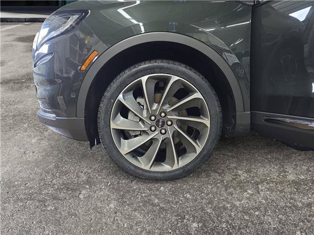 Used 2022 Lincoln Nautilus Reserve w/ Equipment Group 201A AWD/4WD image 14