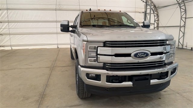 Used 2019 Ford F250 Lariat w/ Lariat Ultimate Package image 3